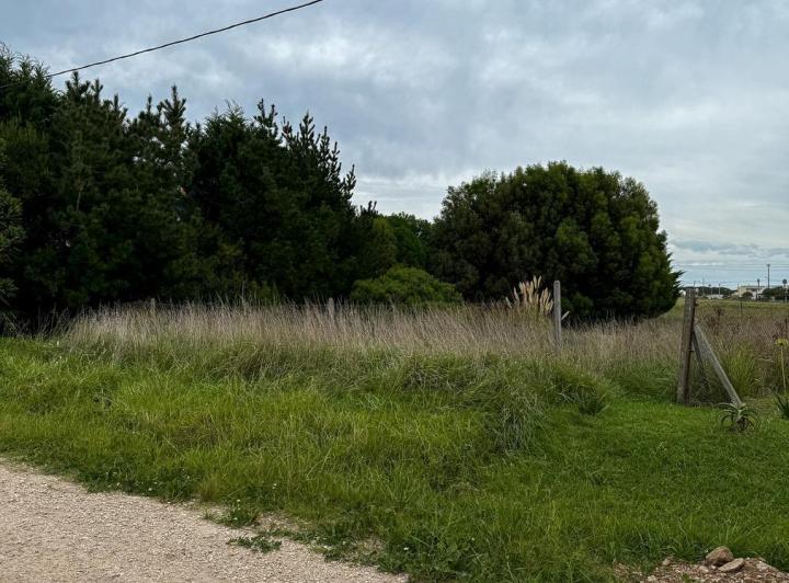 Terreno · 784m²