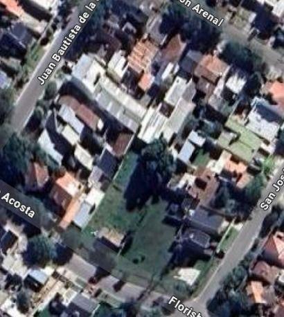 Terreno · 300m²
