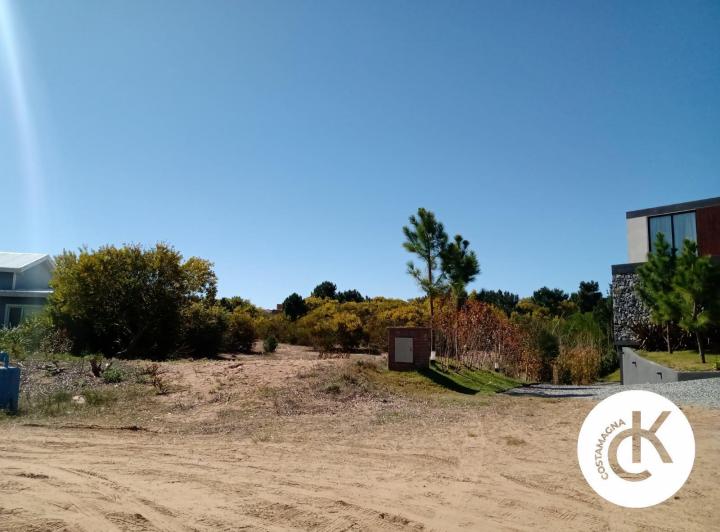 Terreno · 957m²