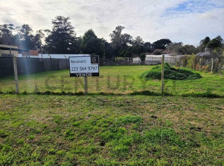 Terreno · 810m²