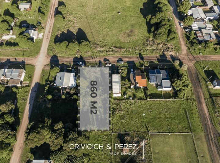 Terreno · 860m²