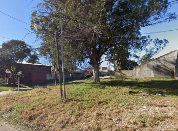Terreno · 272m²