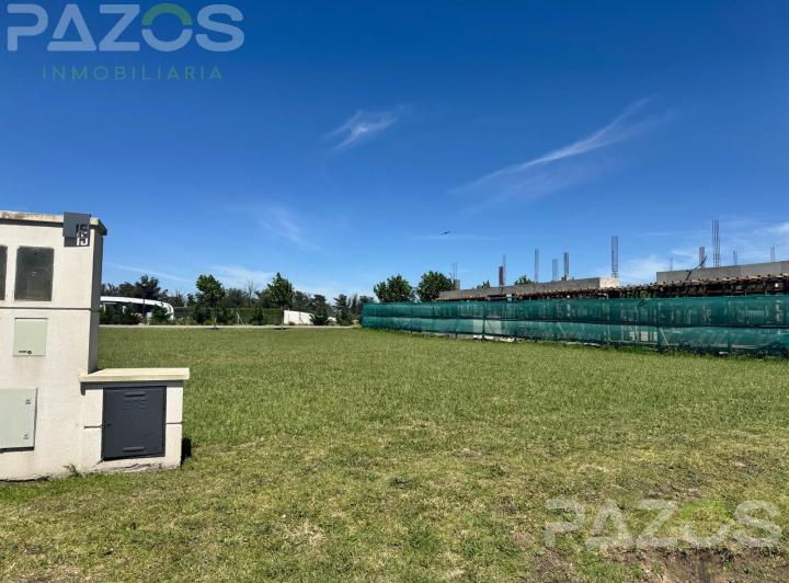 Terreno · 600m²