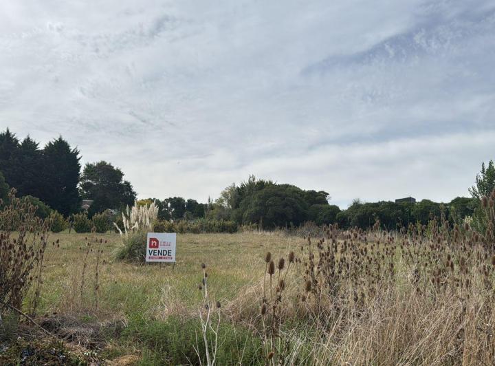 Terreno · 659m²