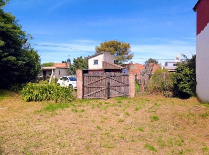 Terreno · 375m²
