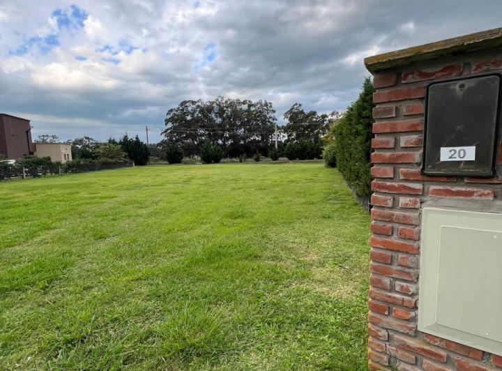 Terreno · 790m²