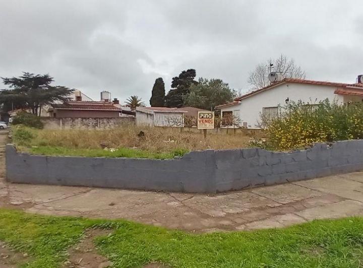 Terreno · 300m²