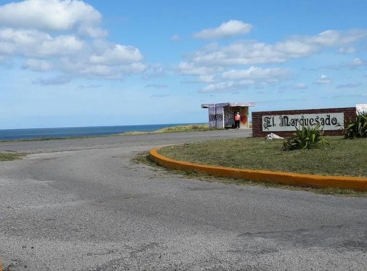 Terreno · 450m²