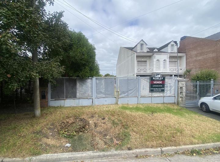Terreno · 375m²