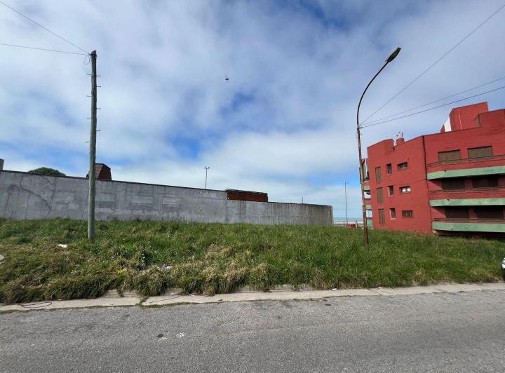 Terreno · 395m²