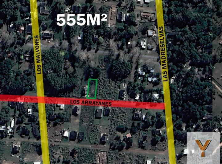 Terreno · 555m²
