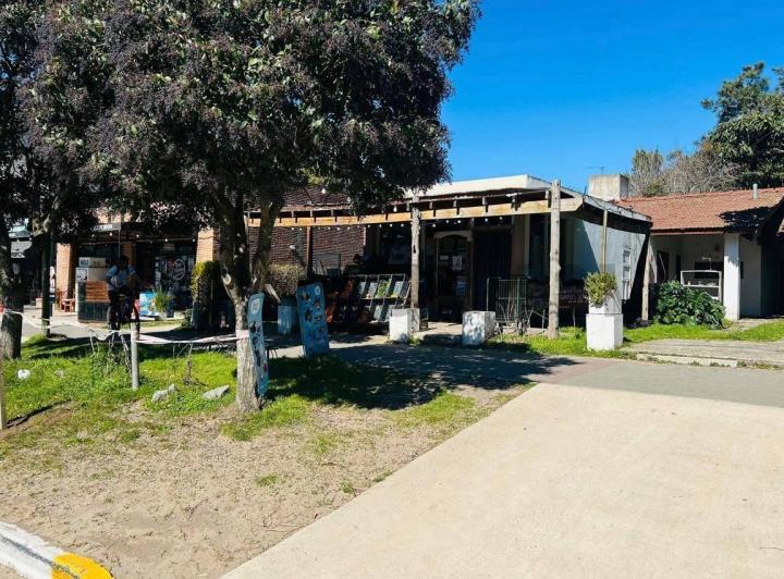 Terreno · 408m²