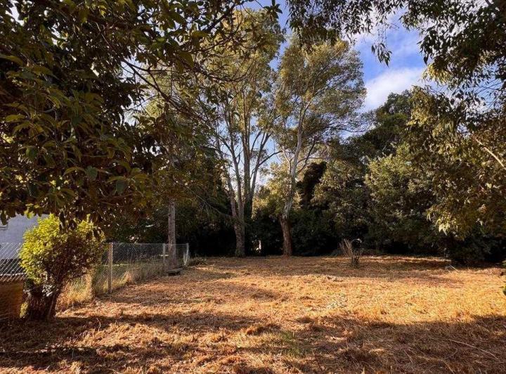 Terreno · 600m²
