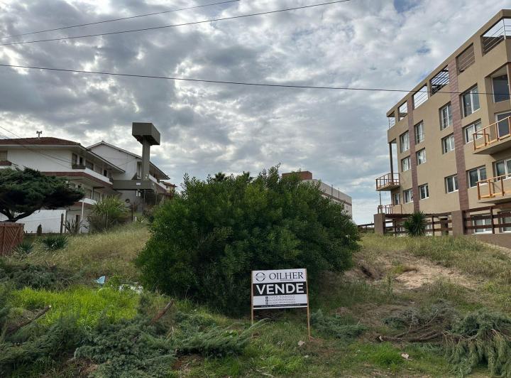 Terreno · 684m²