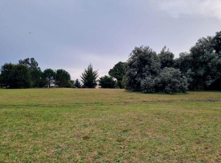 Terreno · 400m²