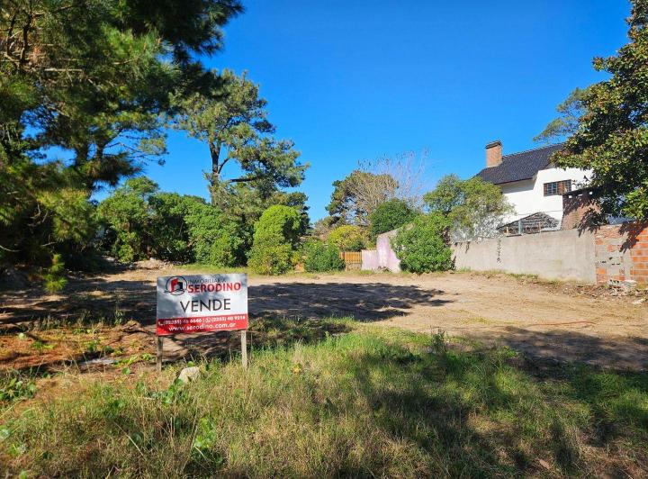 Terreno · 727m²