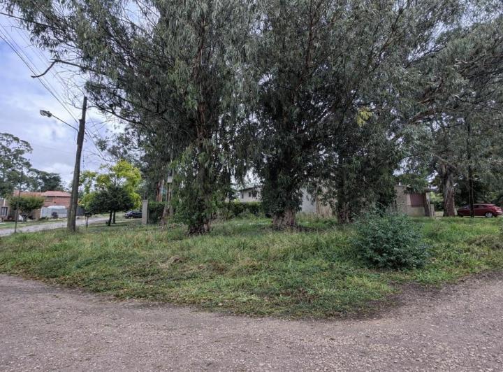 Terreno · 272m²