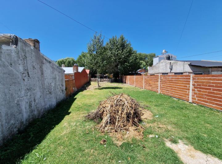 Terreno · 400m²