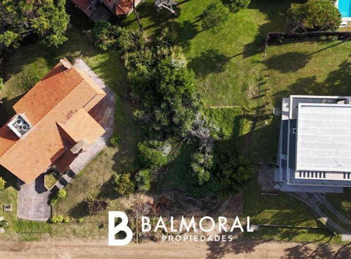 Terreno · 621m²