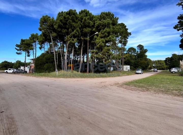 Terreno · 674m²