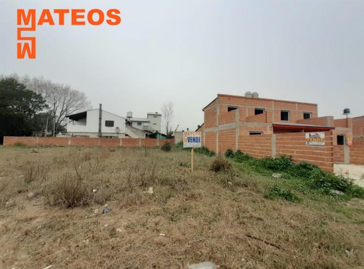 Terreno · 292m²