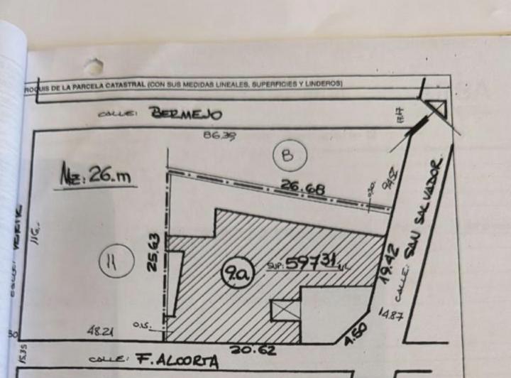 Terreno · 597m²