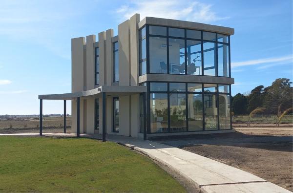 Terreno · 605m²