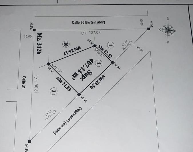 Terreno · 407m²