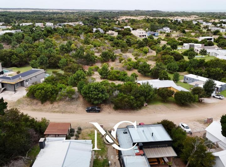 Terreno · 967m²
