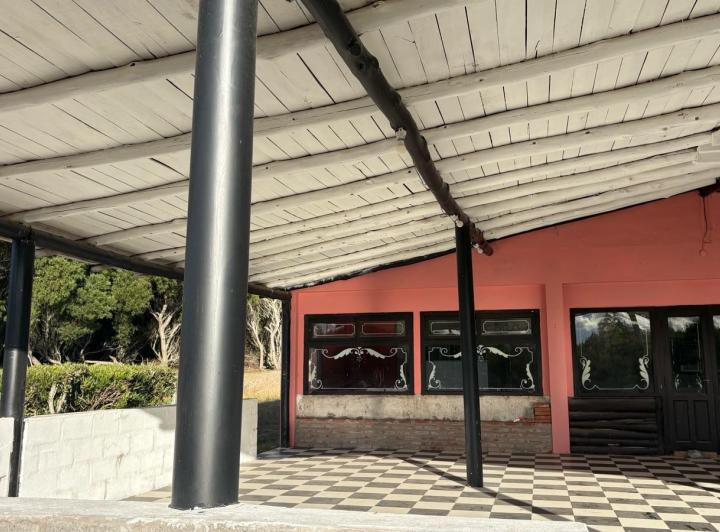 Terreno · 220m²