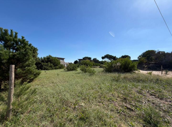 Terreno · 660m²