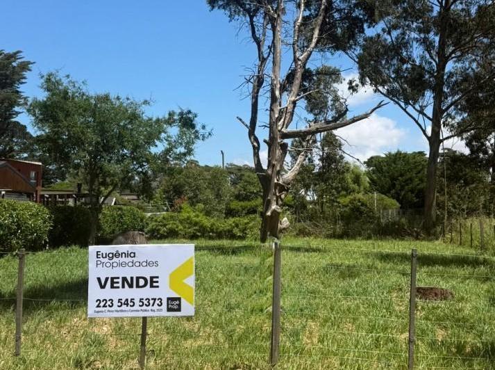 Terreno · 412m²