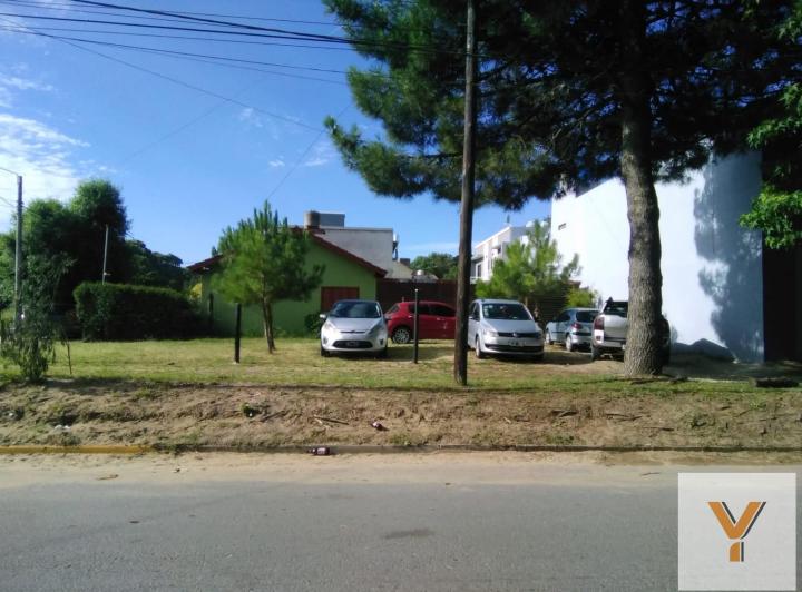 Terreno · 195m²