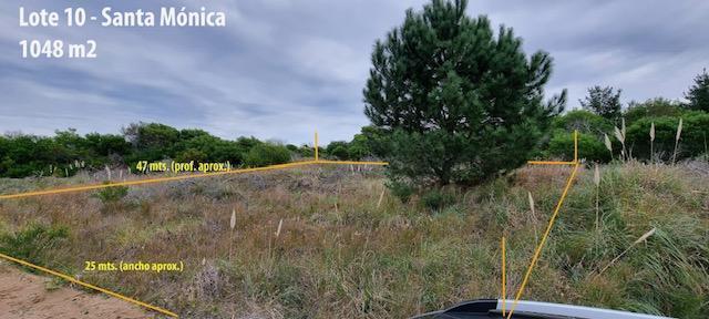 Terreno · 1048m²