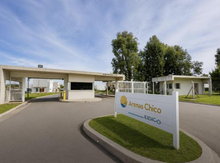 Terreno · 631m² · 1 Cochera