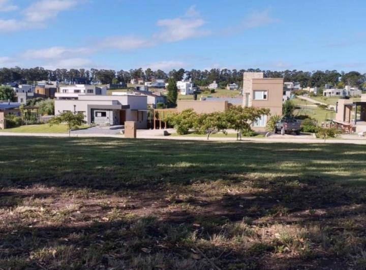Terreno · 805m²