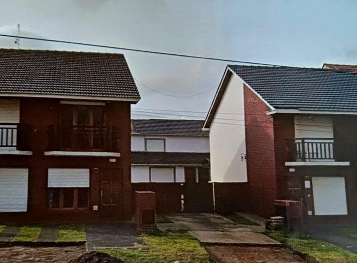 Terreno · 1200m² · 4 Ambientes · 1 Cochera