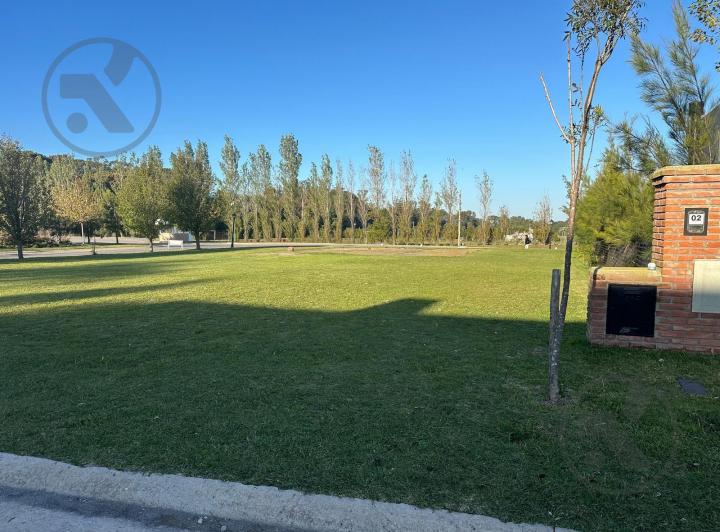 Terreno · 780m² · 6 Cocheras