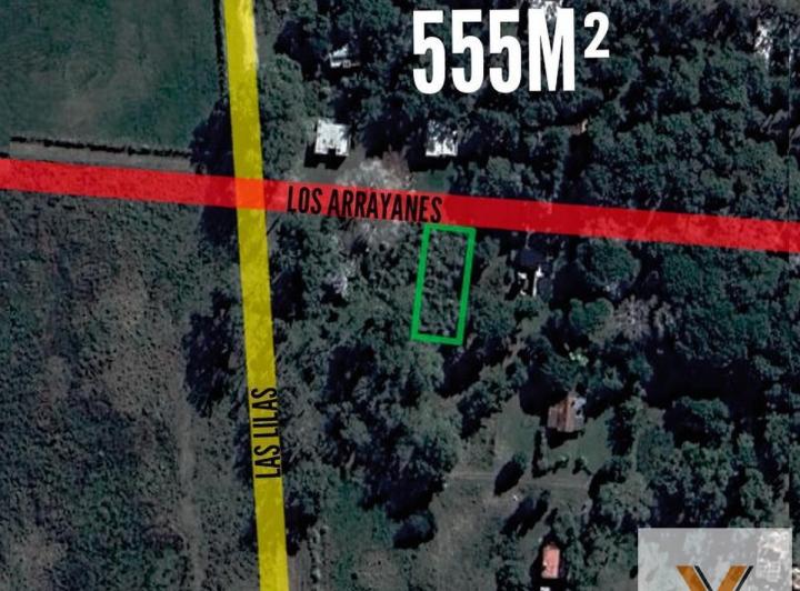 Terreno · 555m²