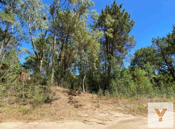 Terreno · 600m²