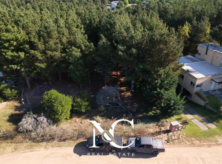 Terreno · 1200m²