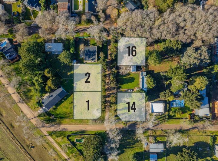 Terreno · 608m²