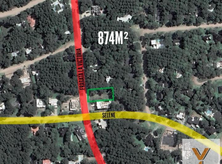Terreno · 874m²
