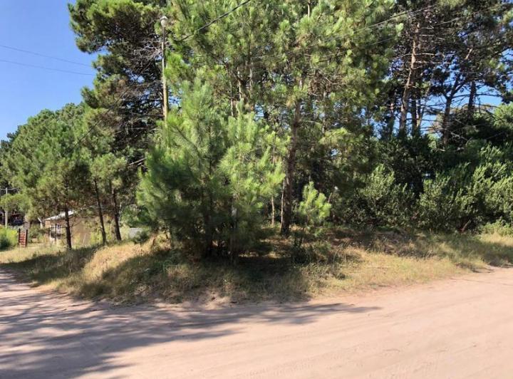 Terreno · 900m²