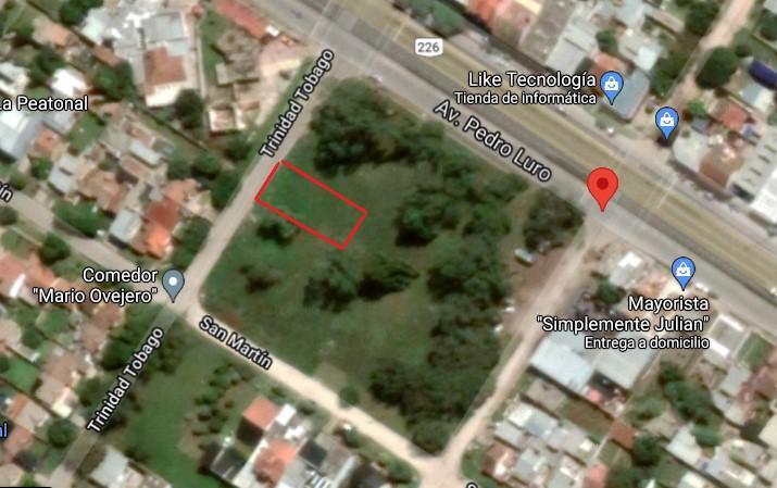 Terreno · 303m²