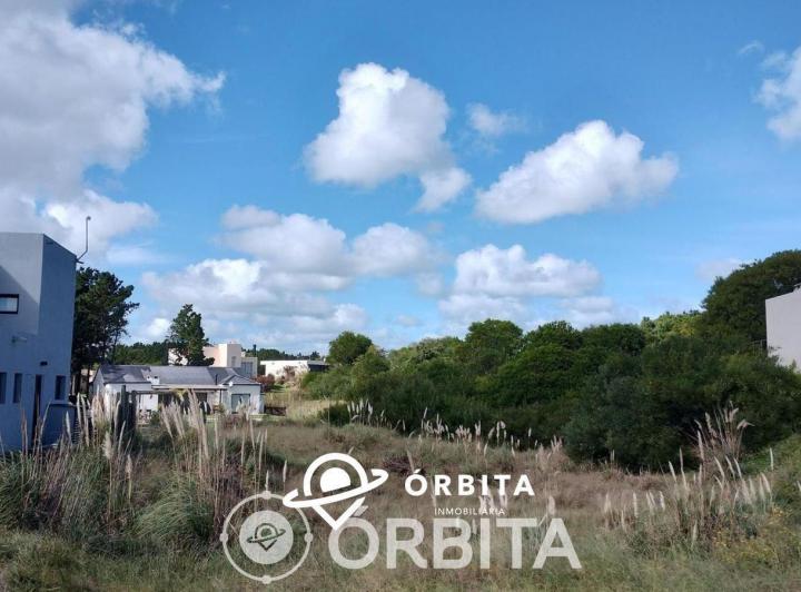 Terreno · 1217m²