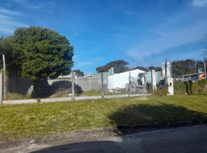 Terreno · 136m²