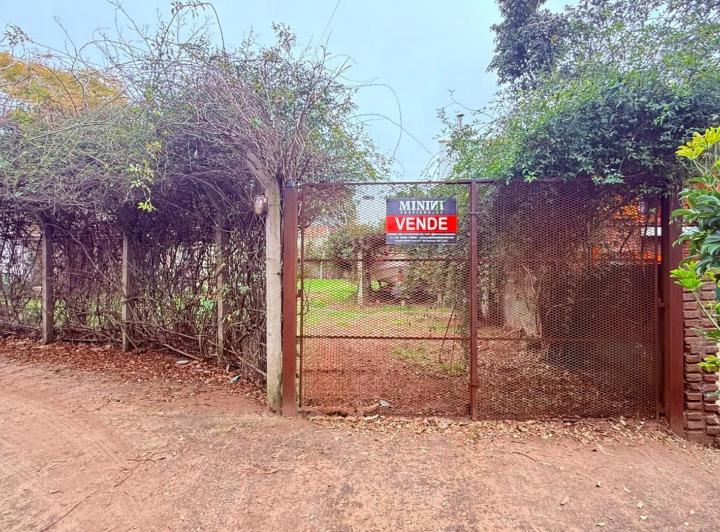 Terreno · 300m²