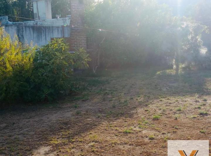 Terreno · 240m²