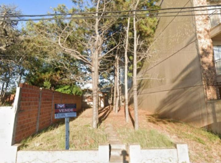 Terreno · 600m²